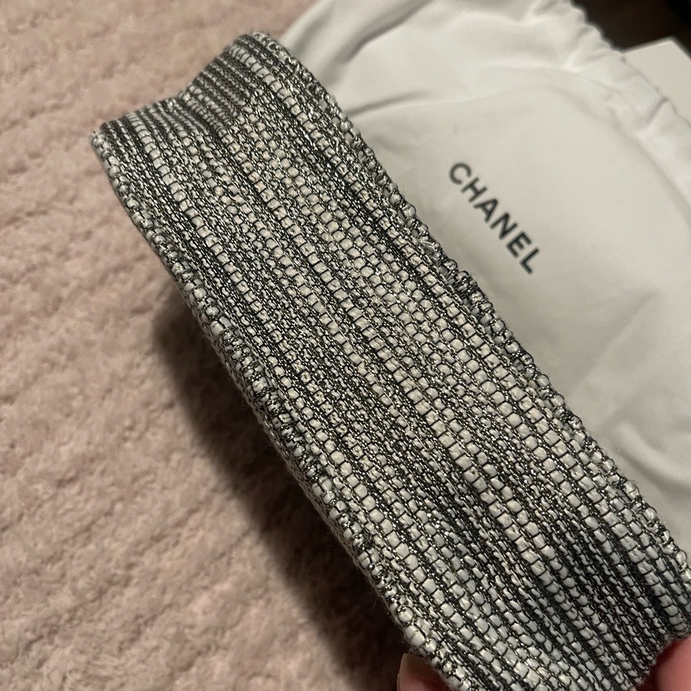 Chanel Tweed Pouch with Straps - Holiday Edition - Picture 9 of 10
